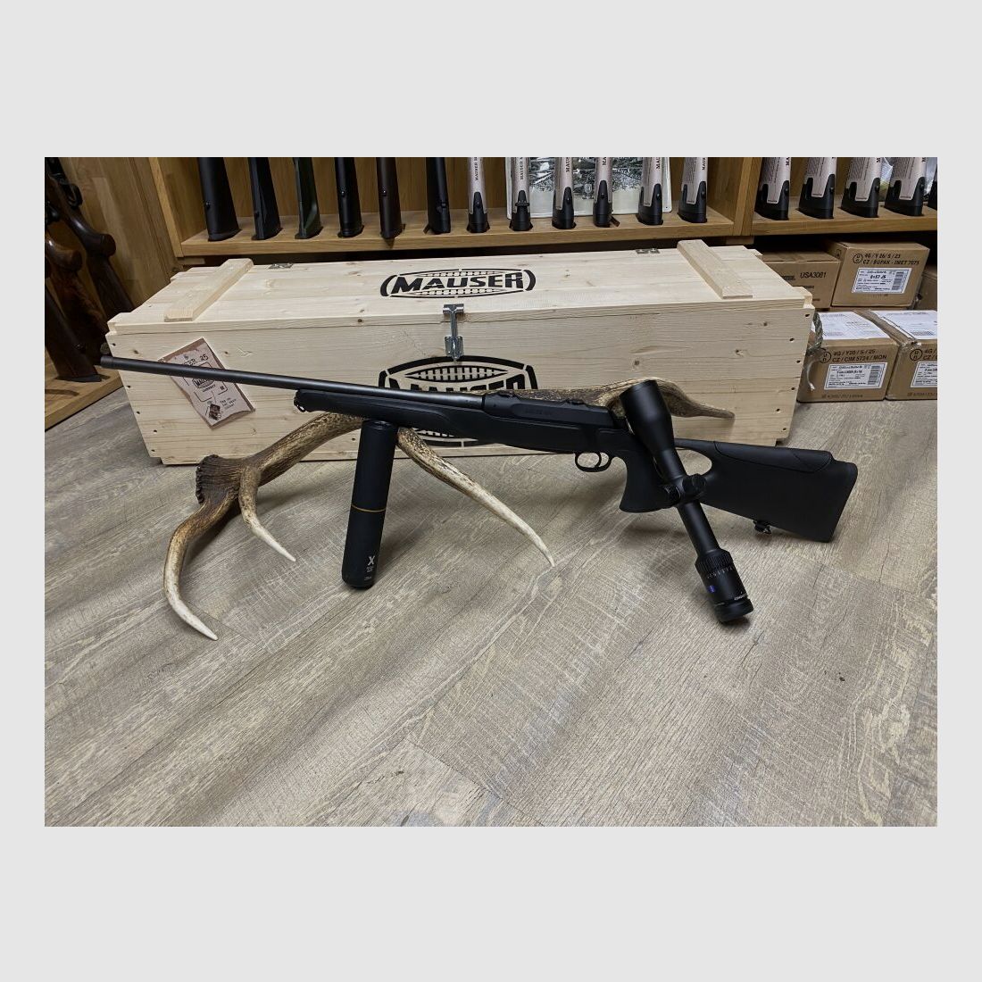 Sauer 404 Synchro XT, mit Zeiss Conquest V6 2-12x50 M, VOLLSET