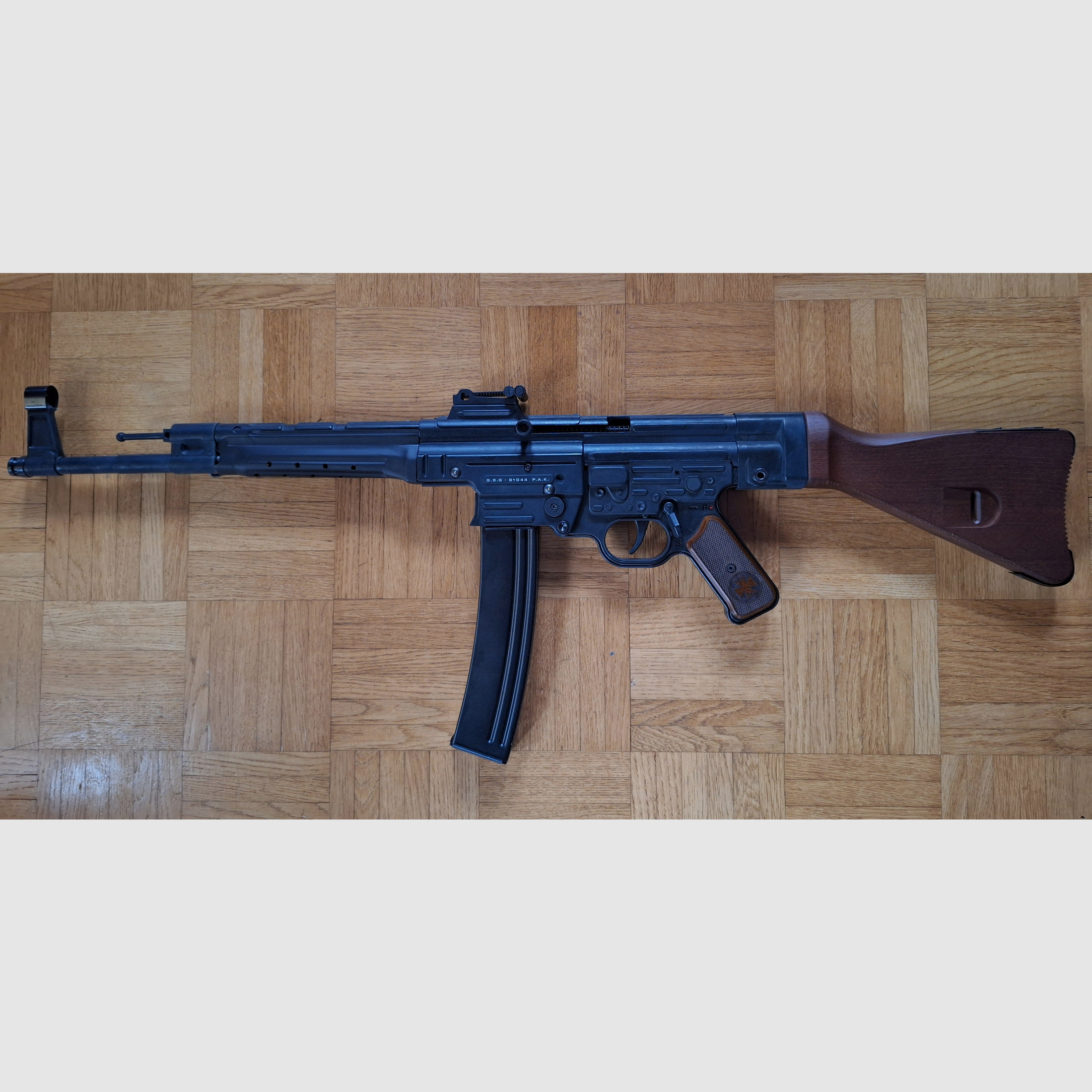 GSG StG44 Schreckschuss Sturmgewehr 9 mm P.A.K.