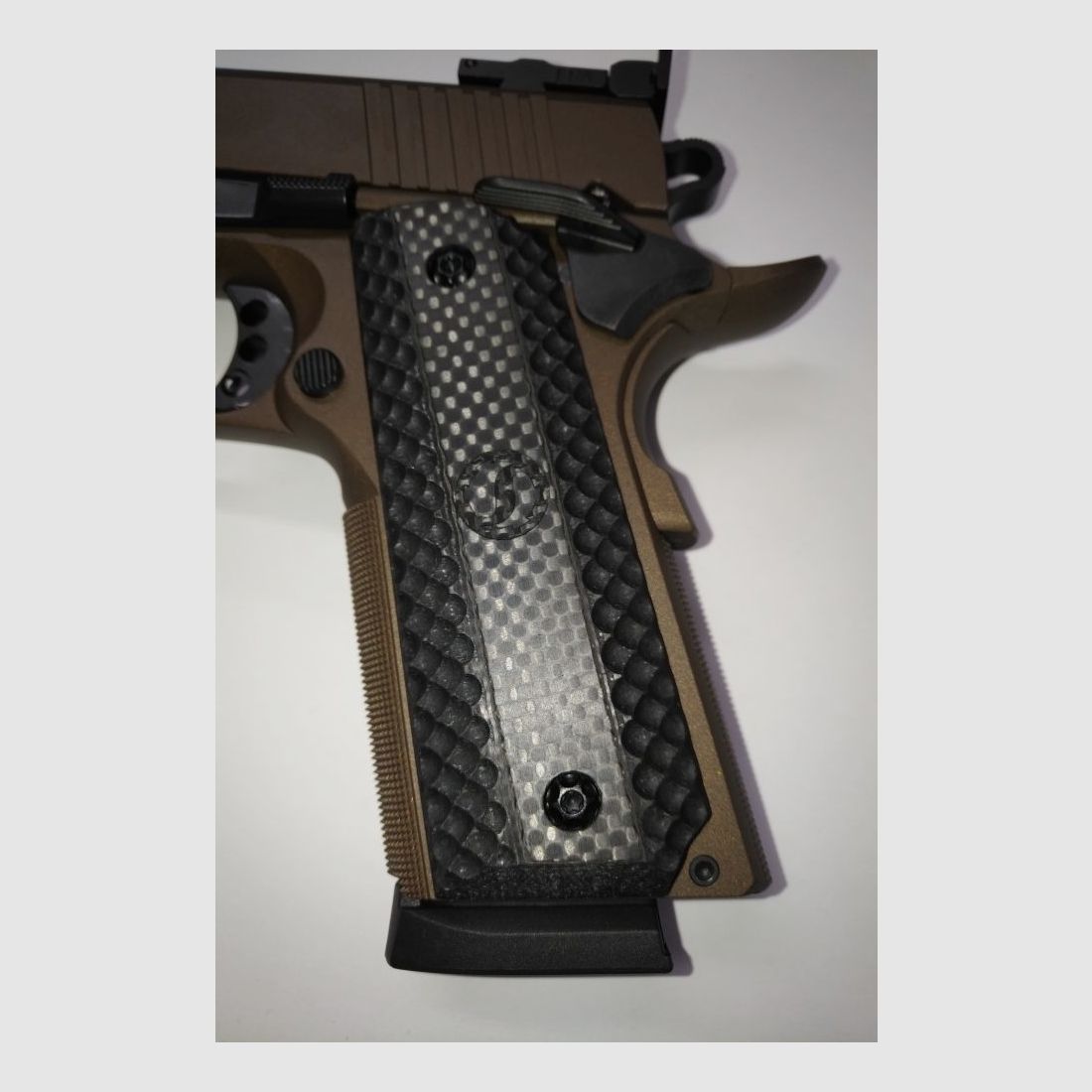 Schmeisser 1911 Hugo Bronze Edition