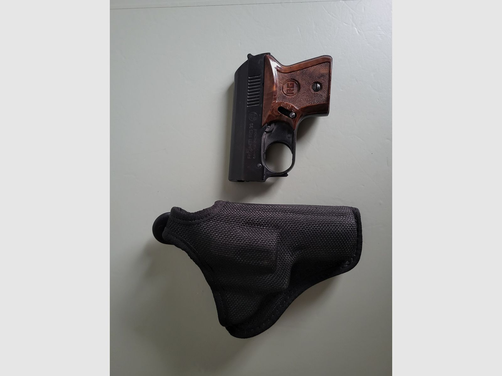 Pocket gas pistol - blank firing weapon RÖHM RG 3S - 1970s