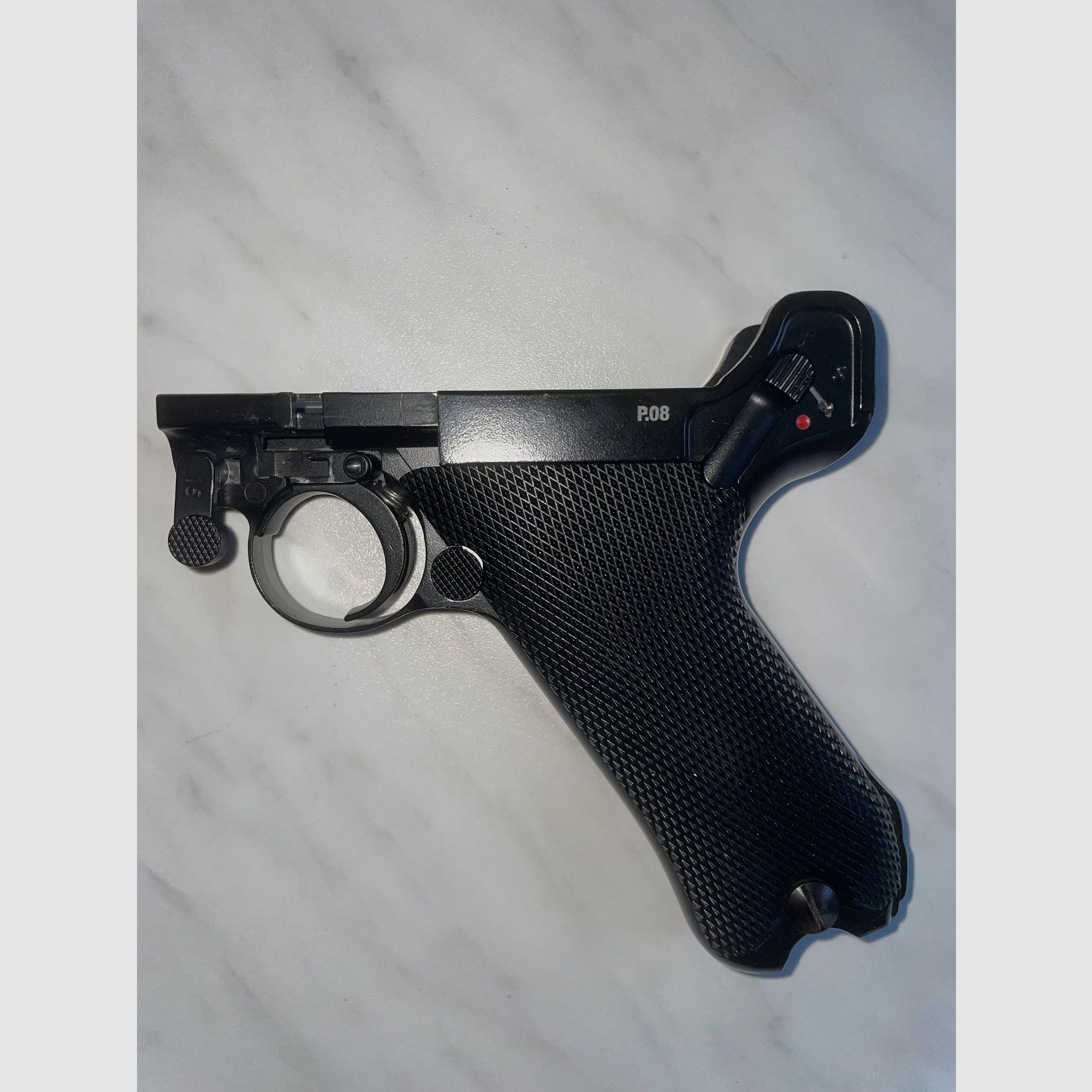 Umarex Legends Luger P08 4,5 mm