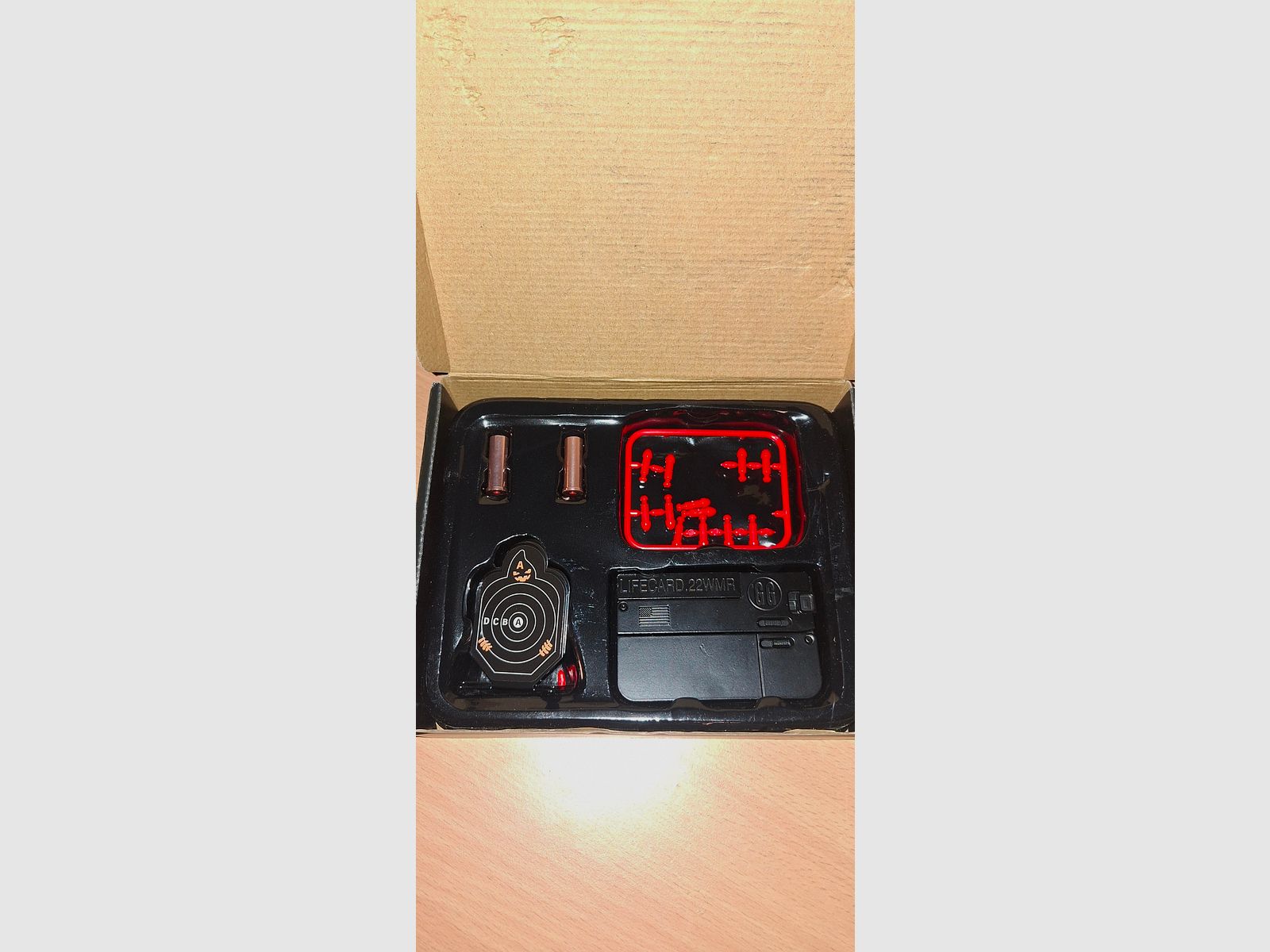 Lifecard .22 WMR (toy)