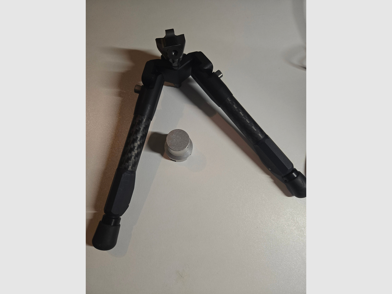 Tier One Tactical Bipod Carbon Small Sling Swivel Riemenbügelöse Zweibein