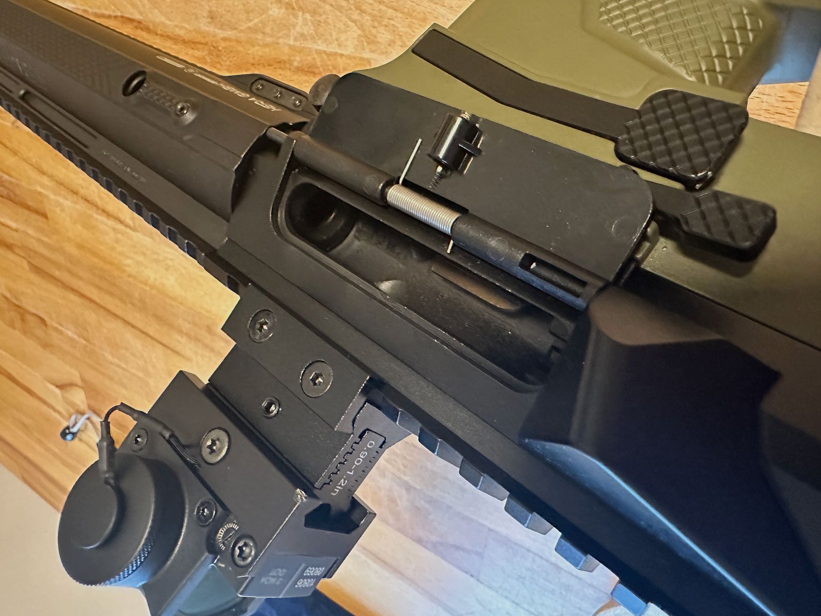 Hera Arms The 9er, like new