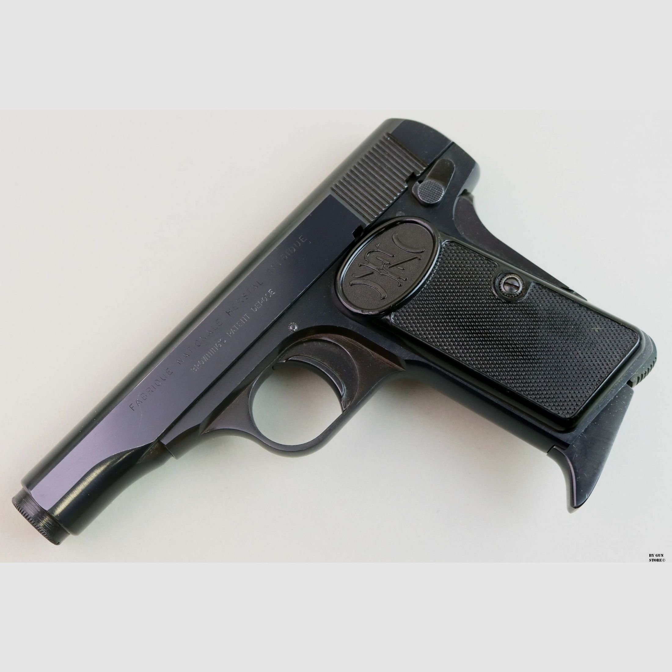 Pistola F.N. Browning mod. 10 cal. 7,65 mm mat. 681450, immagine 2 di 8