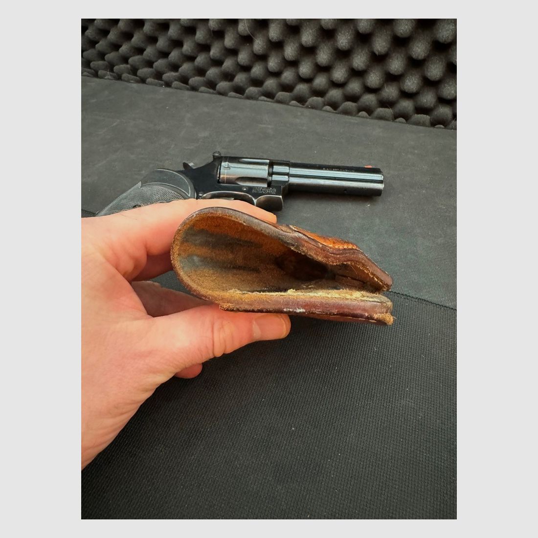Schnellziehholster Gürtelholster Set, Revolver (?), Brian C Foster und VIKING, Markenholster