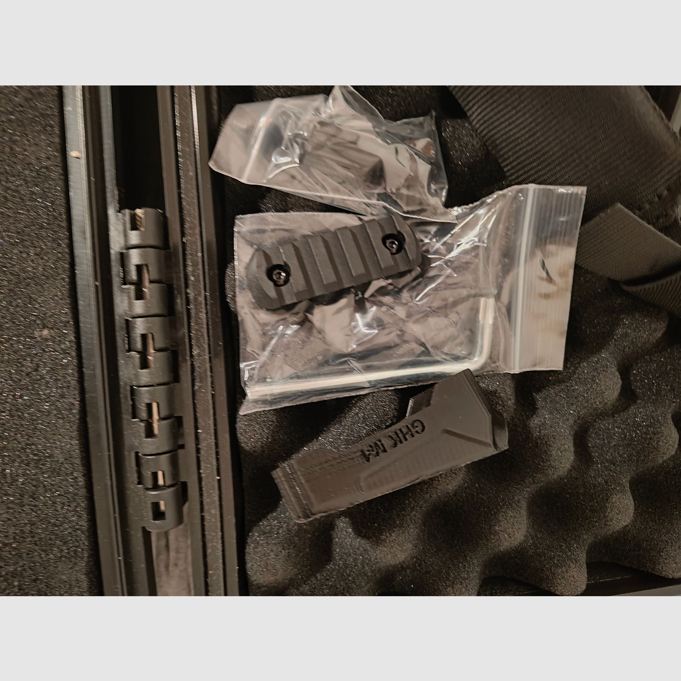 GHK MK16 Forged Receiver + 5 Magazin