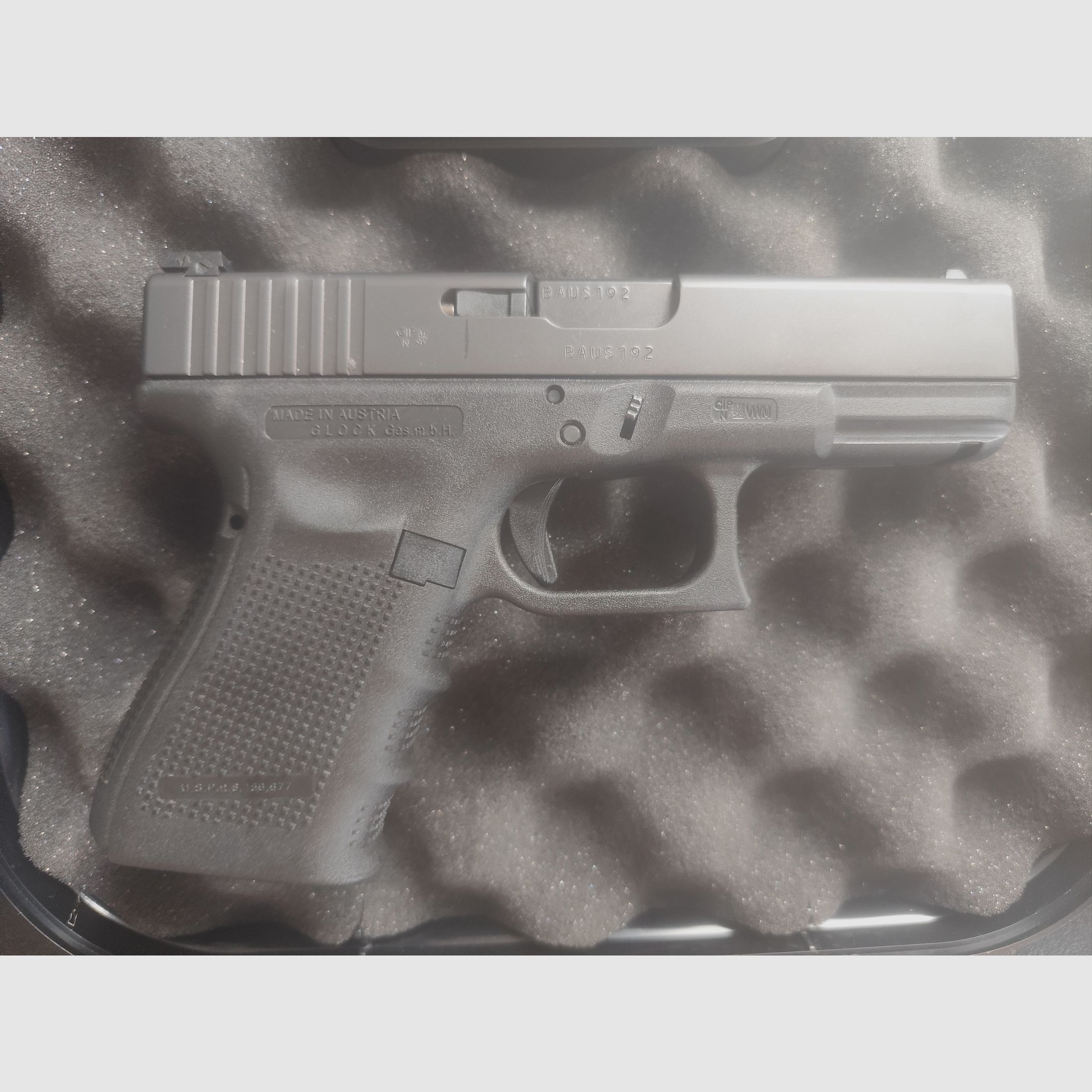 Glock 19 Gen4, 9 mm, precio negociable