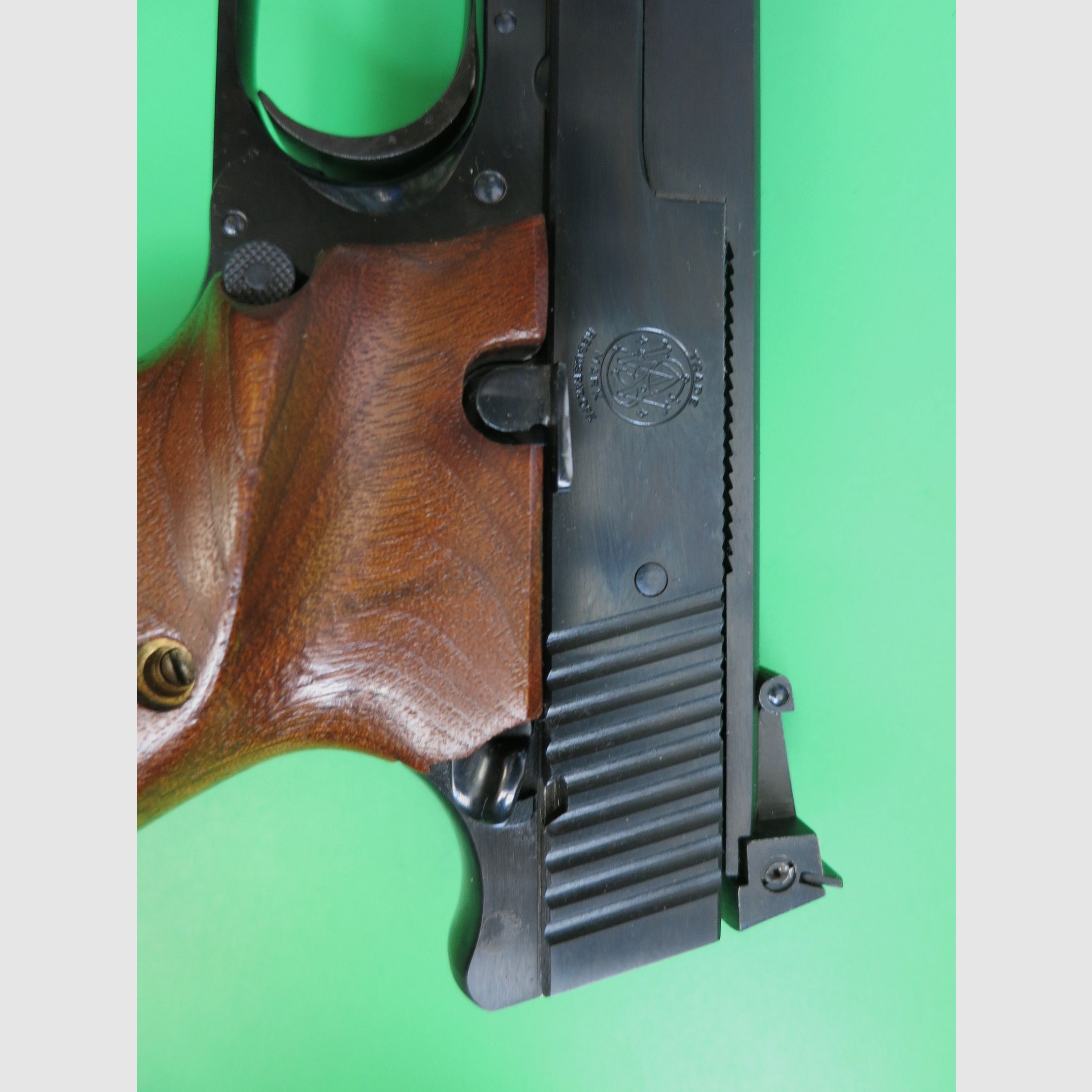 Pistola sportiva di alta gamma Smith&Wesson Mod. 41, .22 lfB, canna da 7,5" con compensatore, come nuova, assoluta rarità da collezione #40