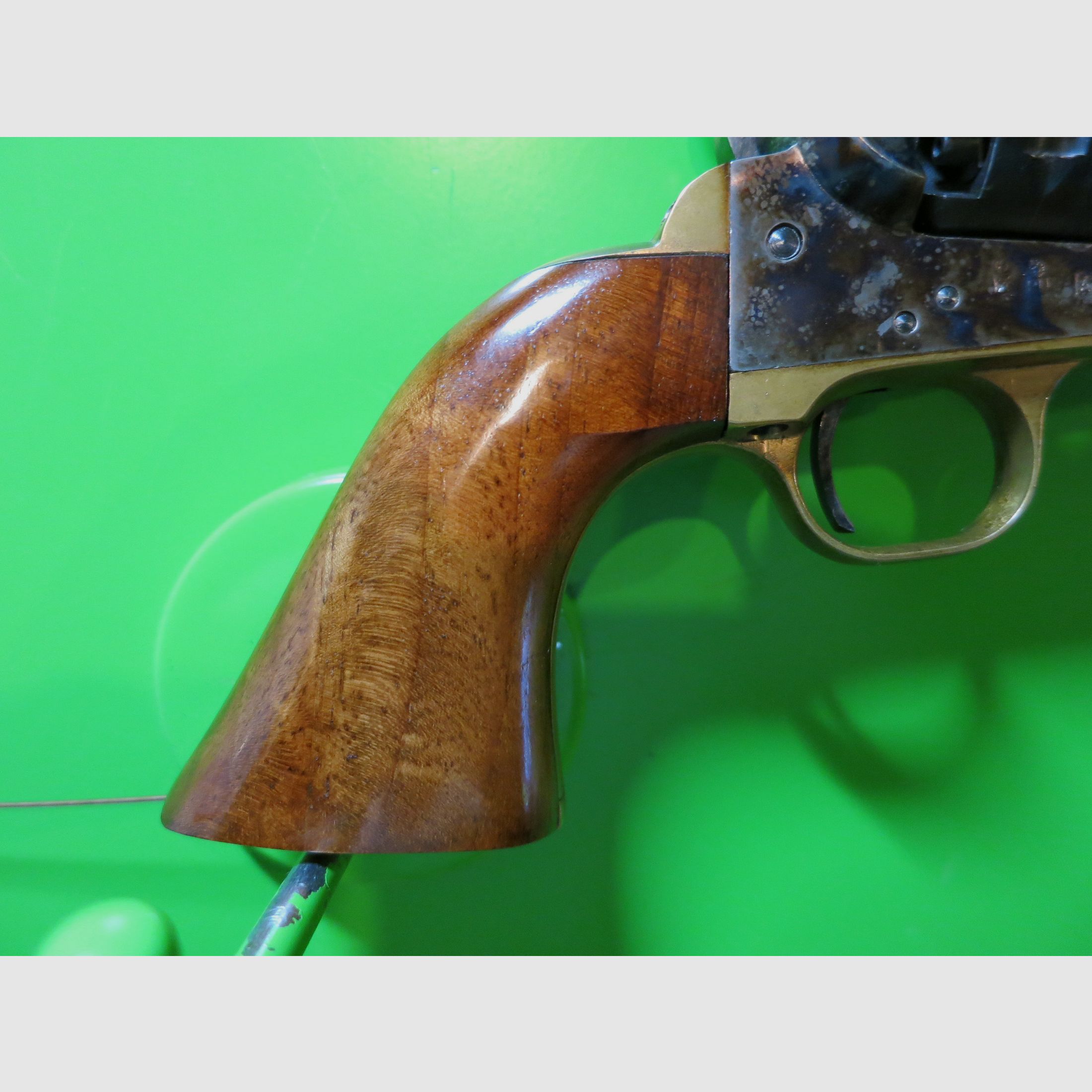 Revólver de percusión, Uberti Modelo Navy 1851, .36BP      #73-