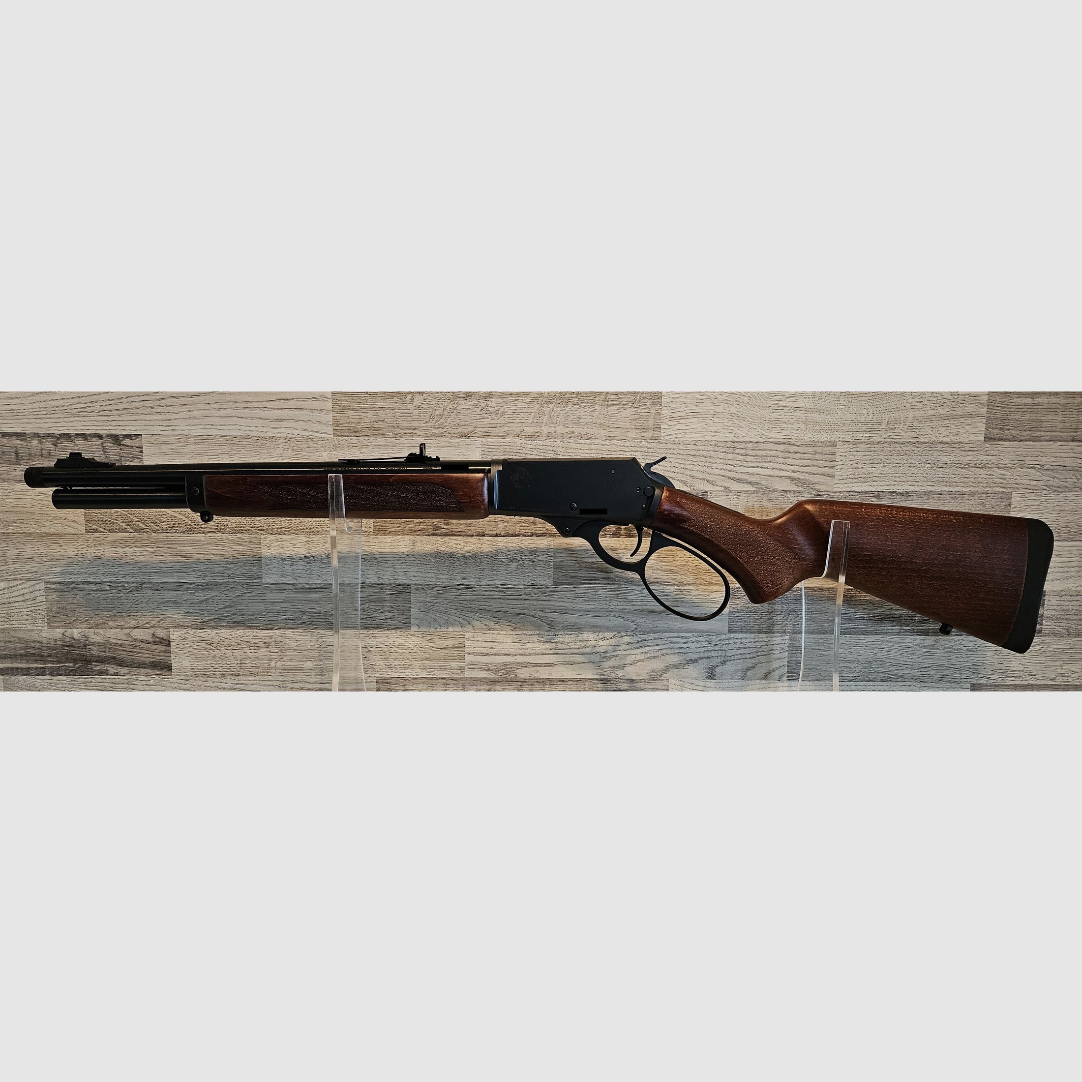 Neuware vom Fachhandel - Unterhebelrepetierbüchse UHR Rossi R95 Trapper .45-70Gov.