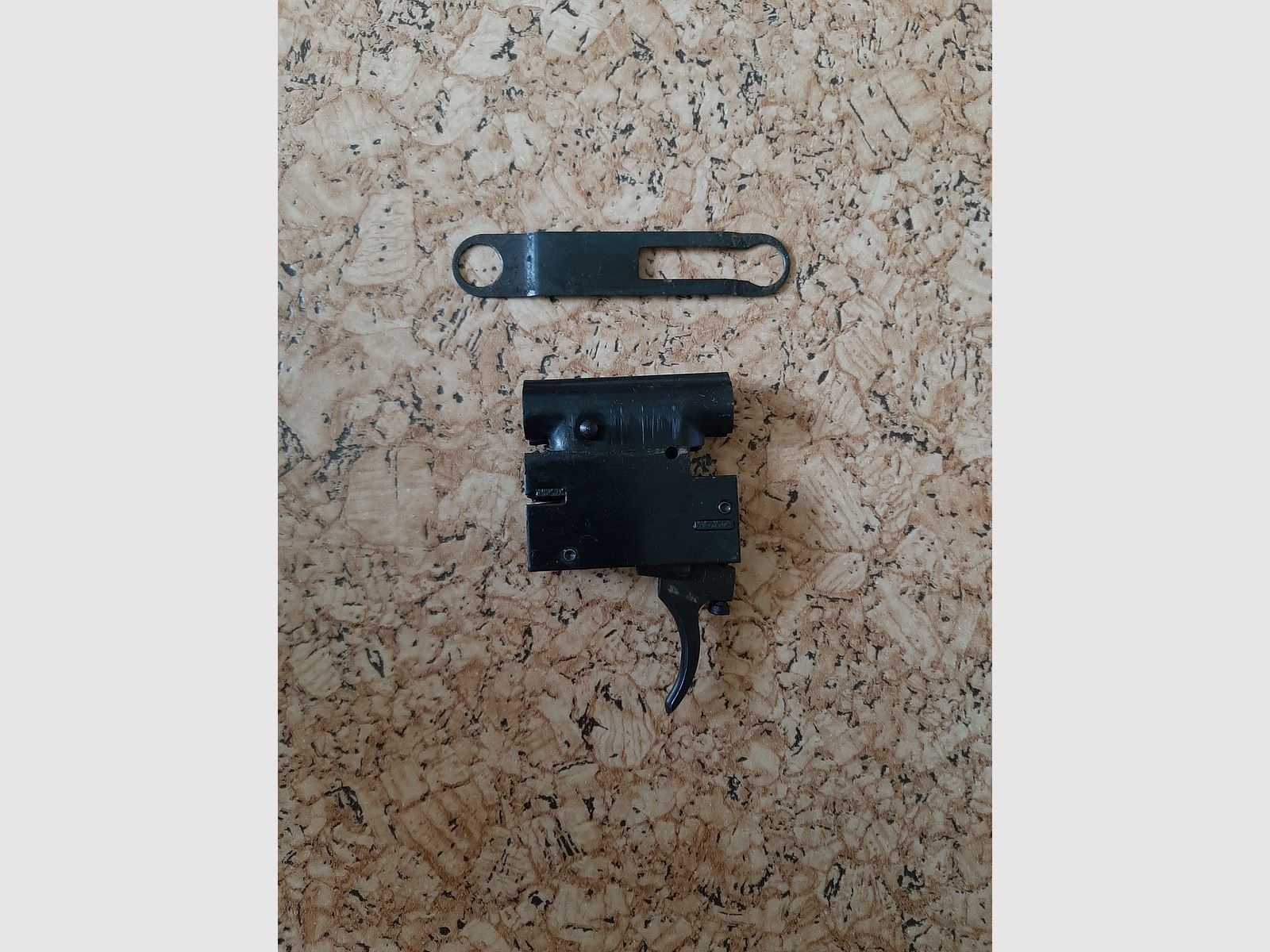Walther LG 52 Abzugssystem mit Schaftblech