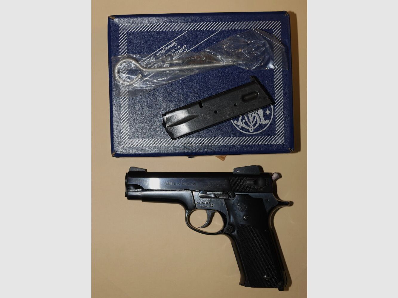 Smith & Wesson 559