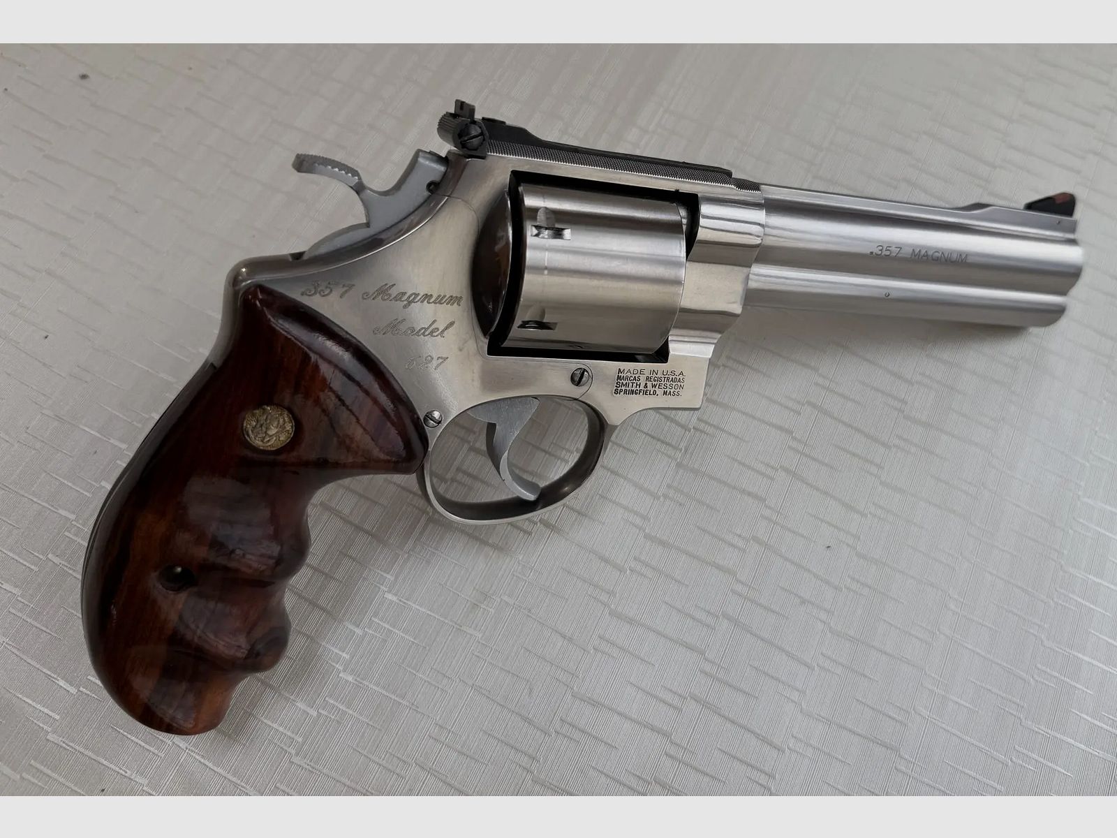 Revolver Smith & Wesson Modell 627 im Kaliber .357 Magnum