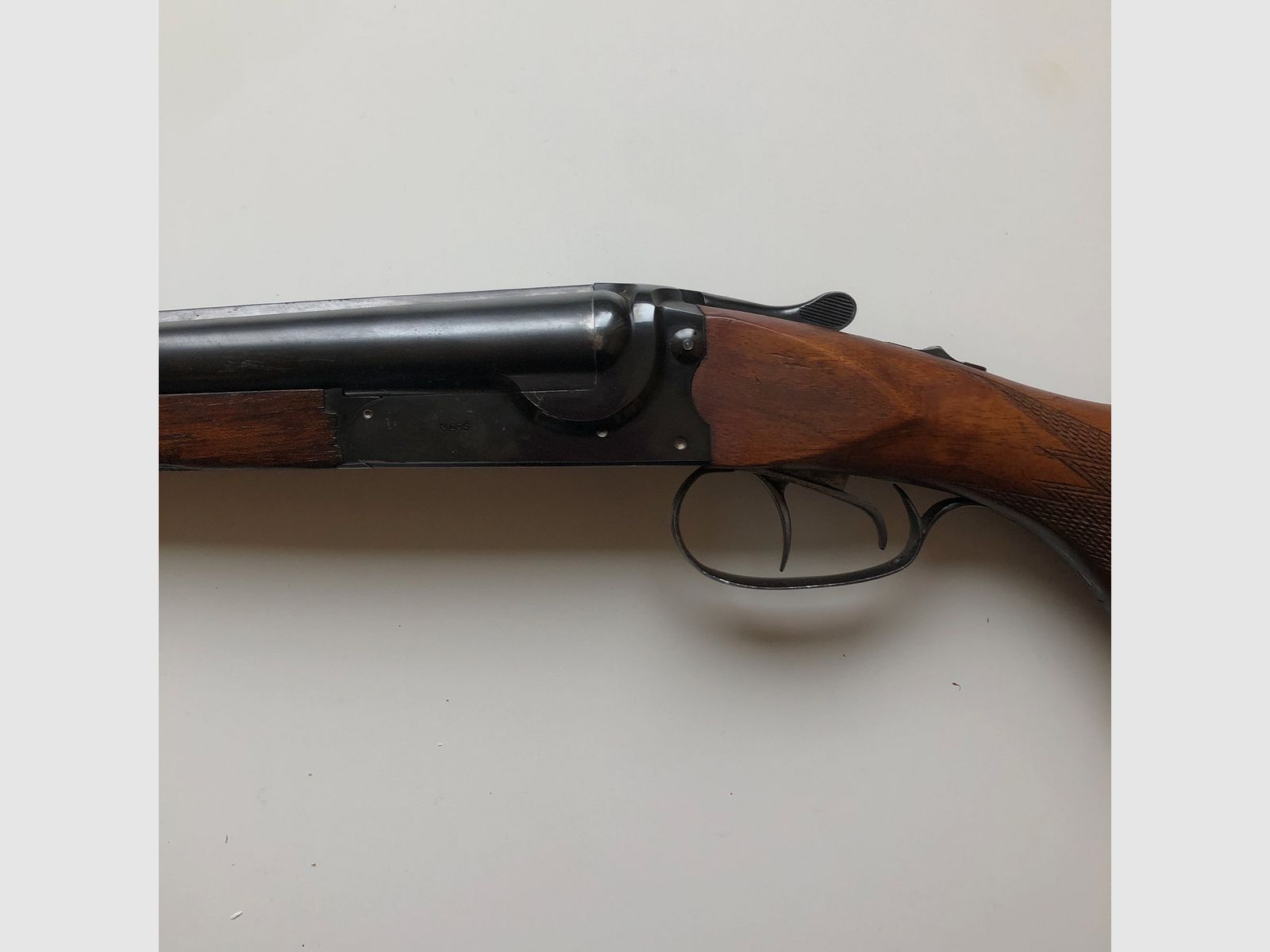 Double-barreled shotgun Mars
