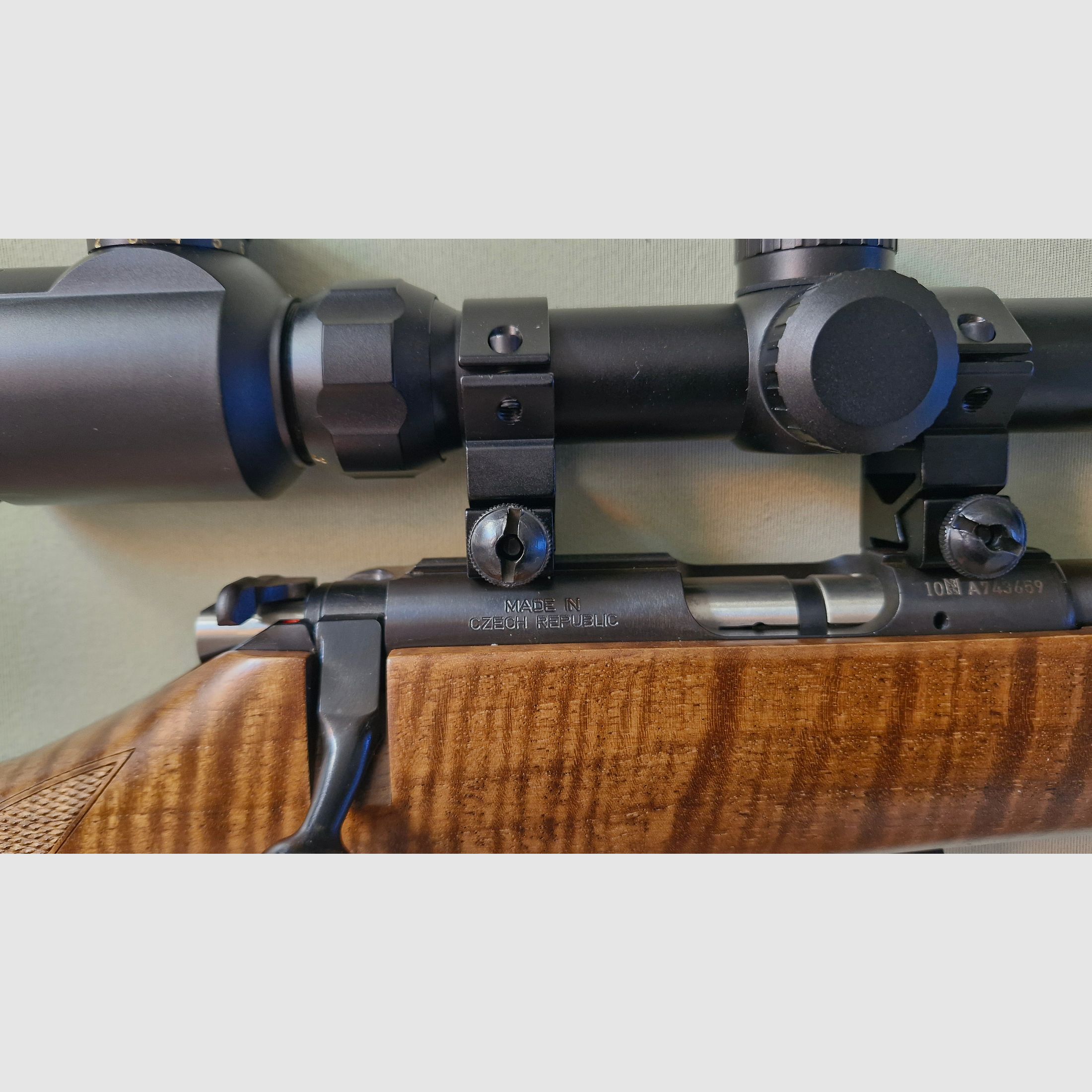 KK bolt-action rifle CZ ZKM 455 Luxus .22lfb with scope (red dot) and aluminum transport case all like new