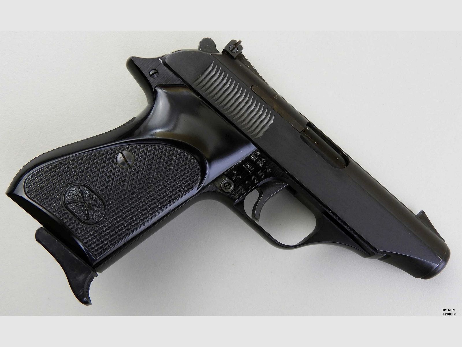 Pistola Vincenzo Bernardelli mod. P8 USA cal. 9 corto, immagine 4 di 11