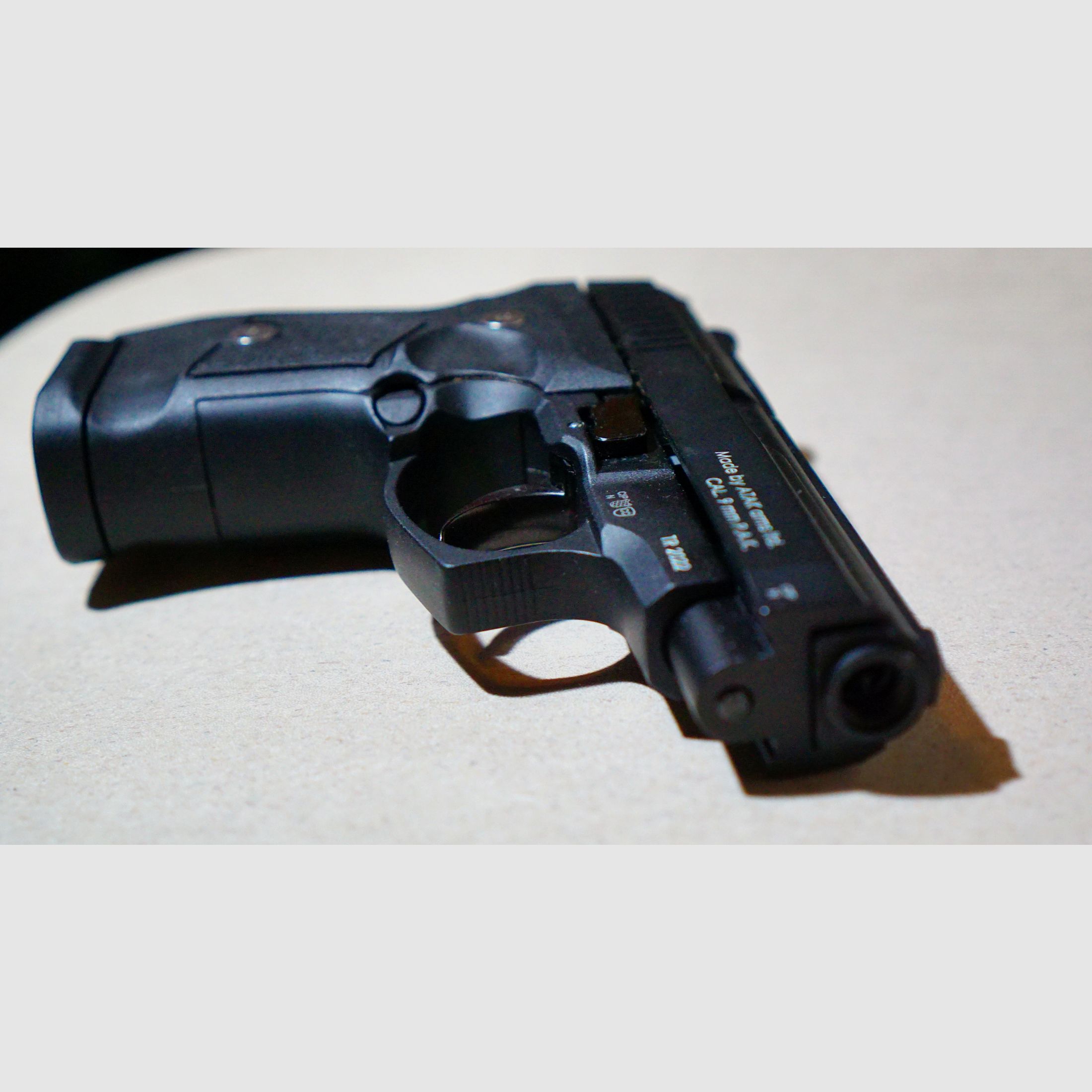 Zoraki 914 brüniert Schreckschuss Pistole 9mm P.A.K. neuwertig!
