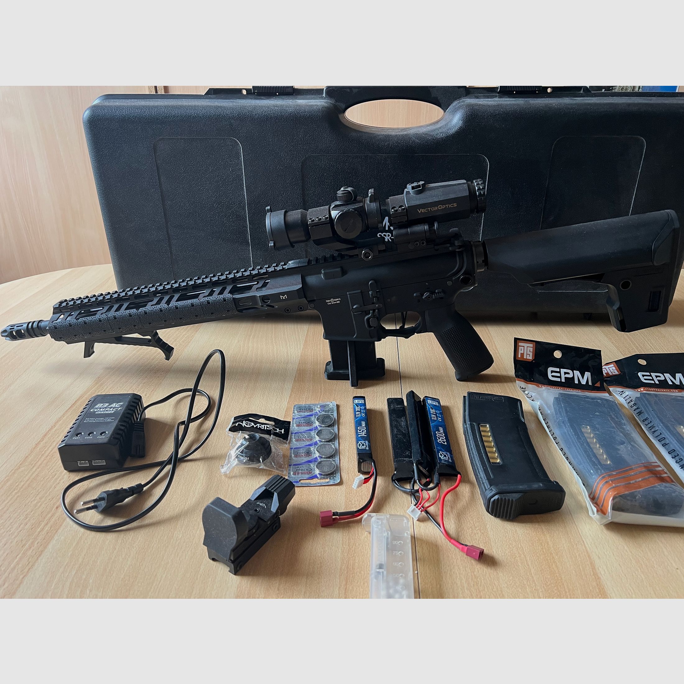 Komplettes airsoft set  novritch ( SSR 15 /SSG 10 / SSX 23)