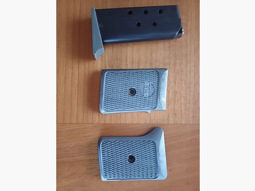 Rhöner SM10 Griffschalen und Magazin 