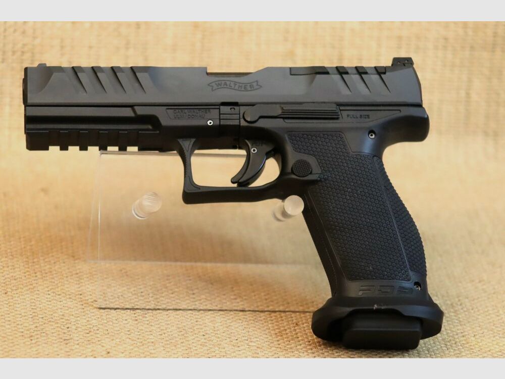 Walther Pistole PDP Full Size V2 – 5" OR, 20 Schuss 9mmLuger, mit 2 x 20 Schuss Magazin u. Magazintrichter