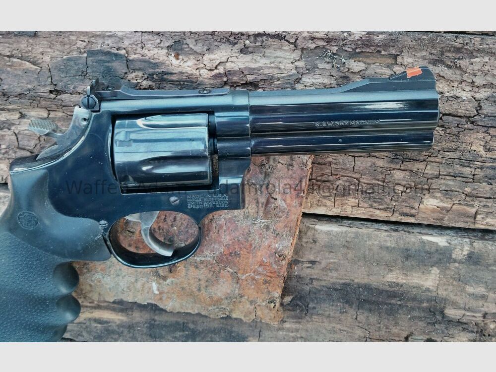 Smith & Wesson M. 586-1, 4 pollici