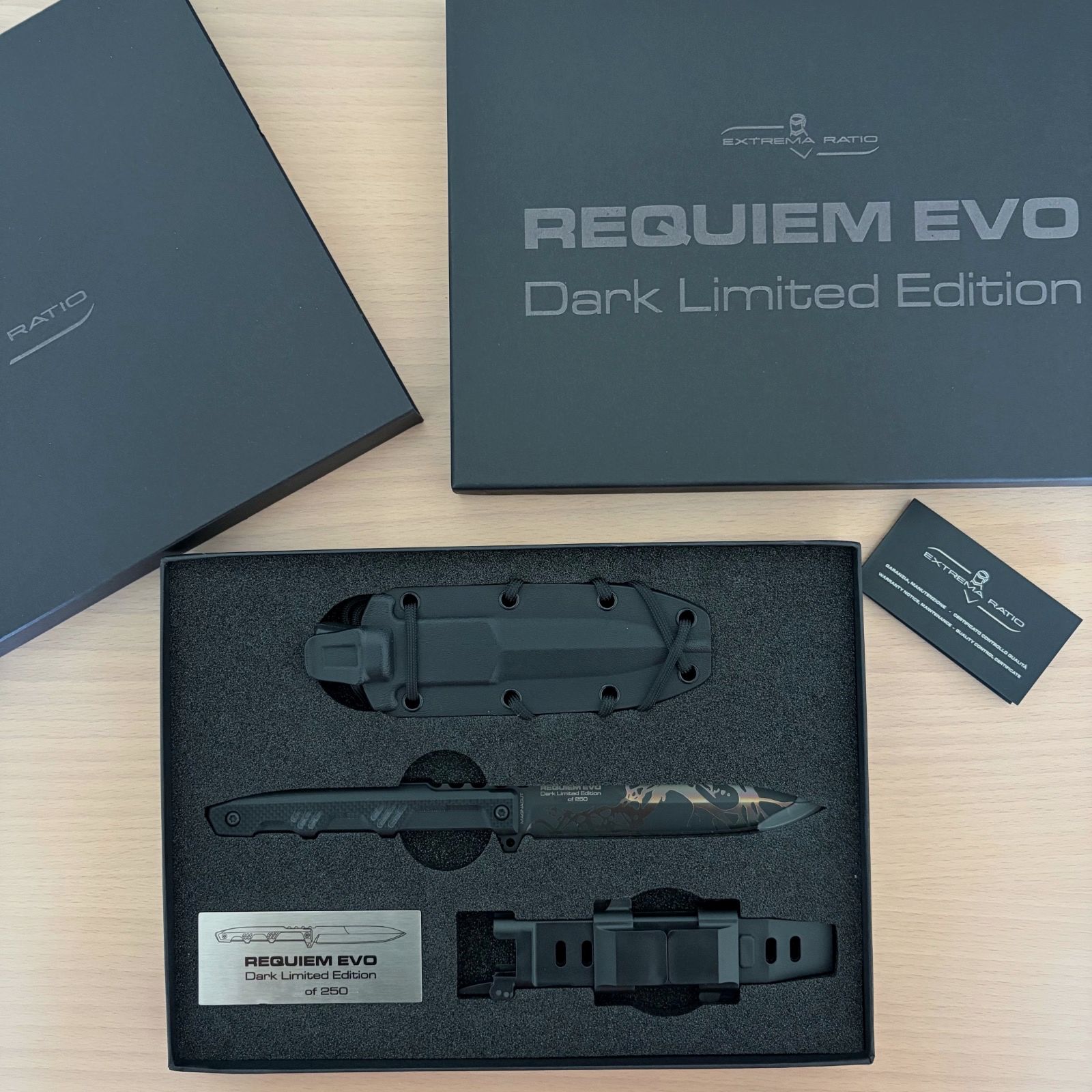 EXTREMA RATIO REQUIEM EVO Dark Limited Edition