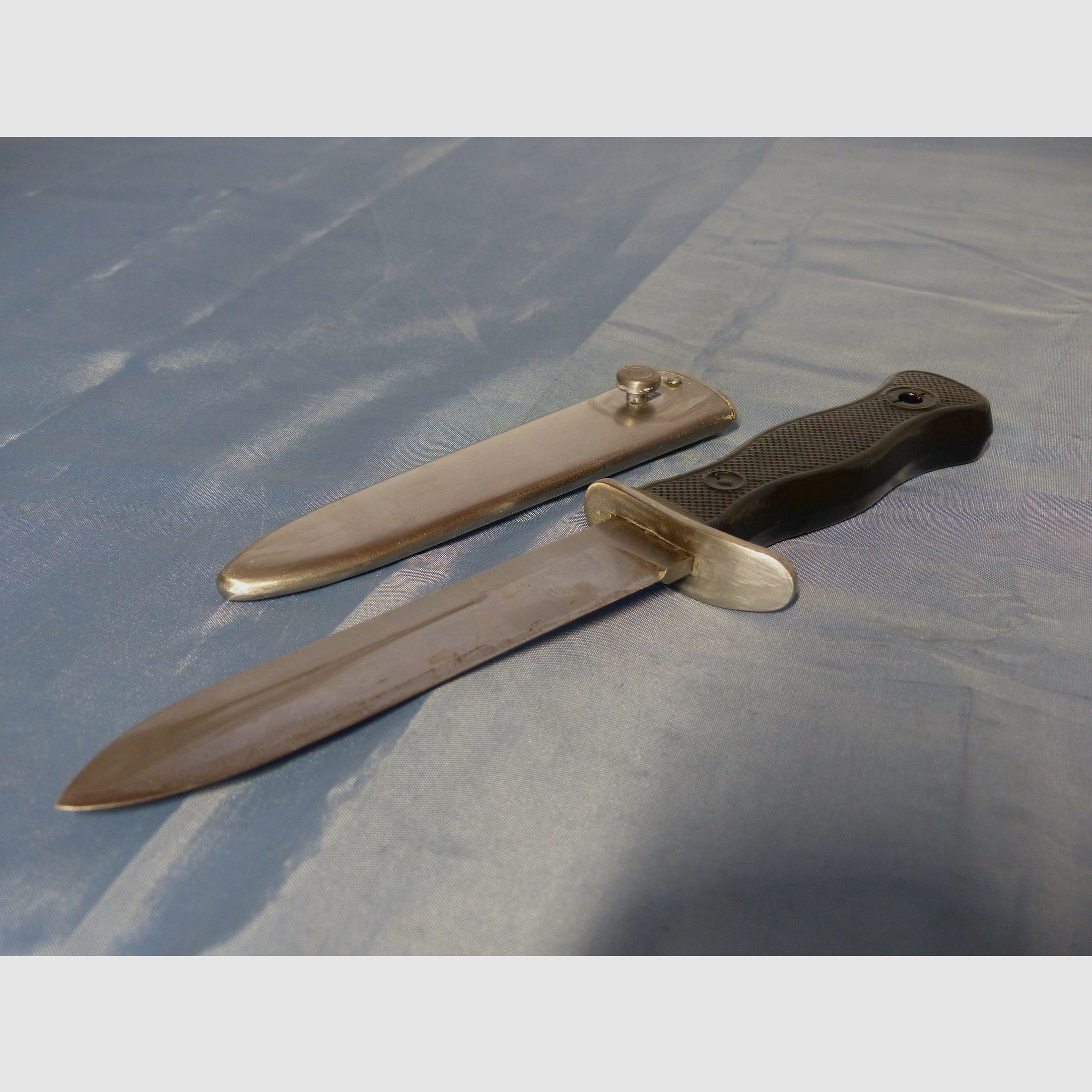 Coltello da combattimento Coltello da campo Bundeswehr HSK 70 Hans Schulte Koblenz vintage