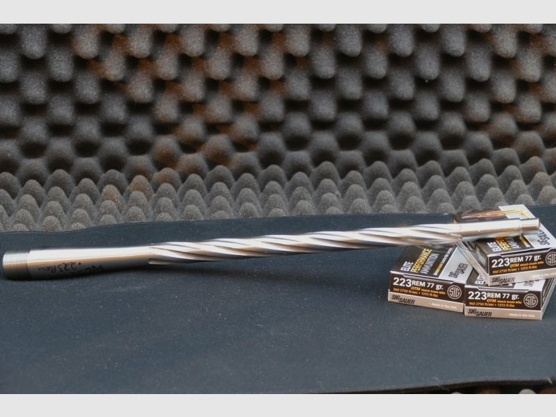 Lauf personalizado Lothar Walther con tratamiento de match y estriado helicoidal en acero inoxidable, .223Rem, paso 9/1 Tikka y Sako