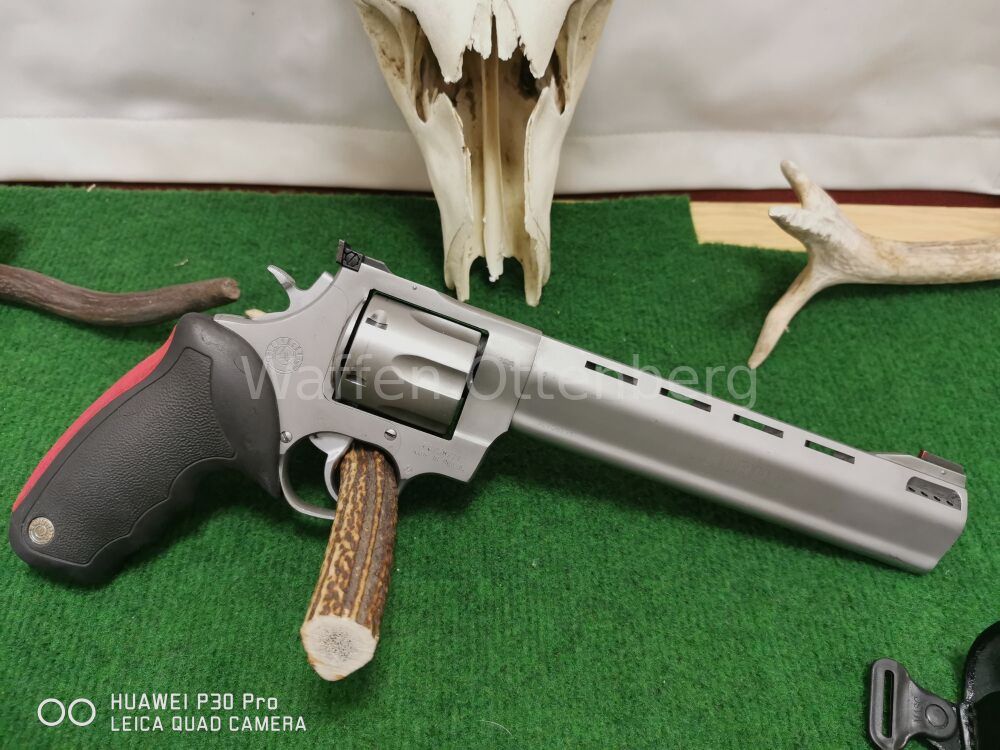 Taurus Raging Bull