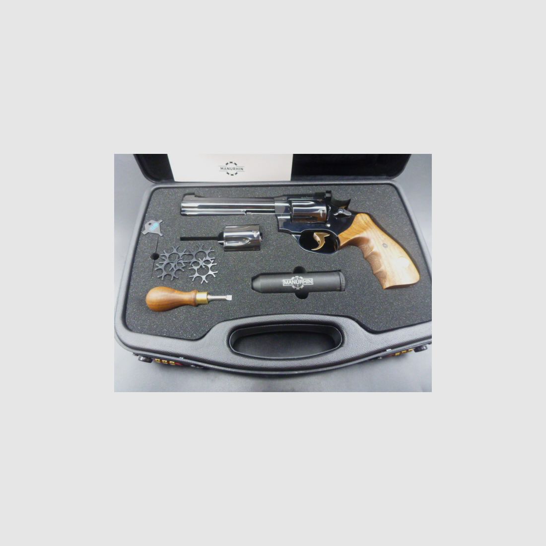 Revolver Manurhin MR73 Sport 5 Zoll 1/4 CONVERTIBLE (Lauf 38/357mag + Lauf 9 mm), Bild 1 von 11