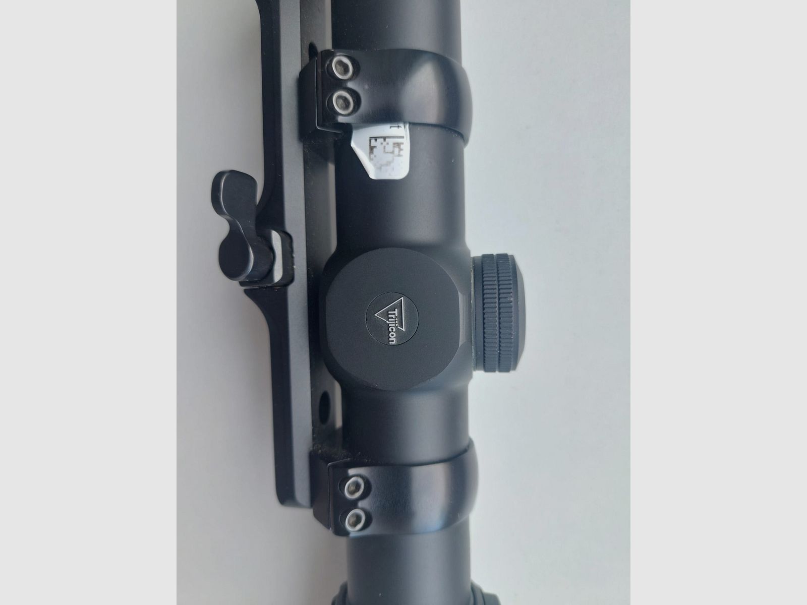 RESERVIERT -  Blaser R93 Standard 7×64 mit Zielfernrohr & Schalldämpfer