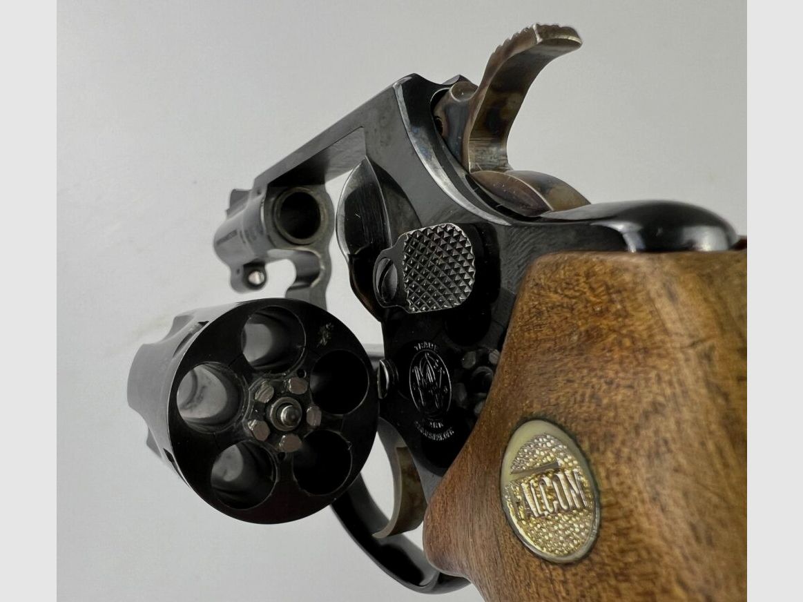 Smith&Wesson	 Modell 36