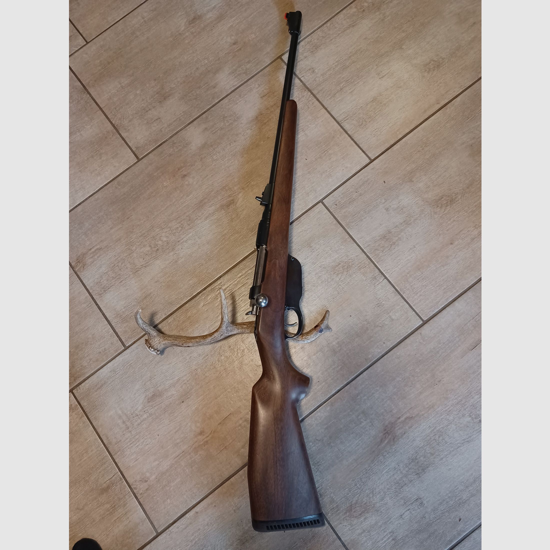 Geradezugrepetierer M95