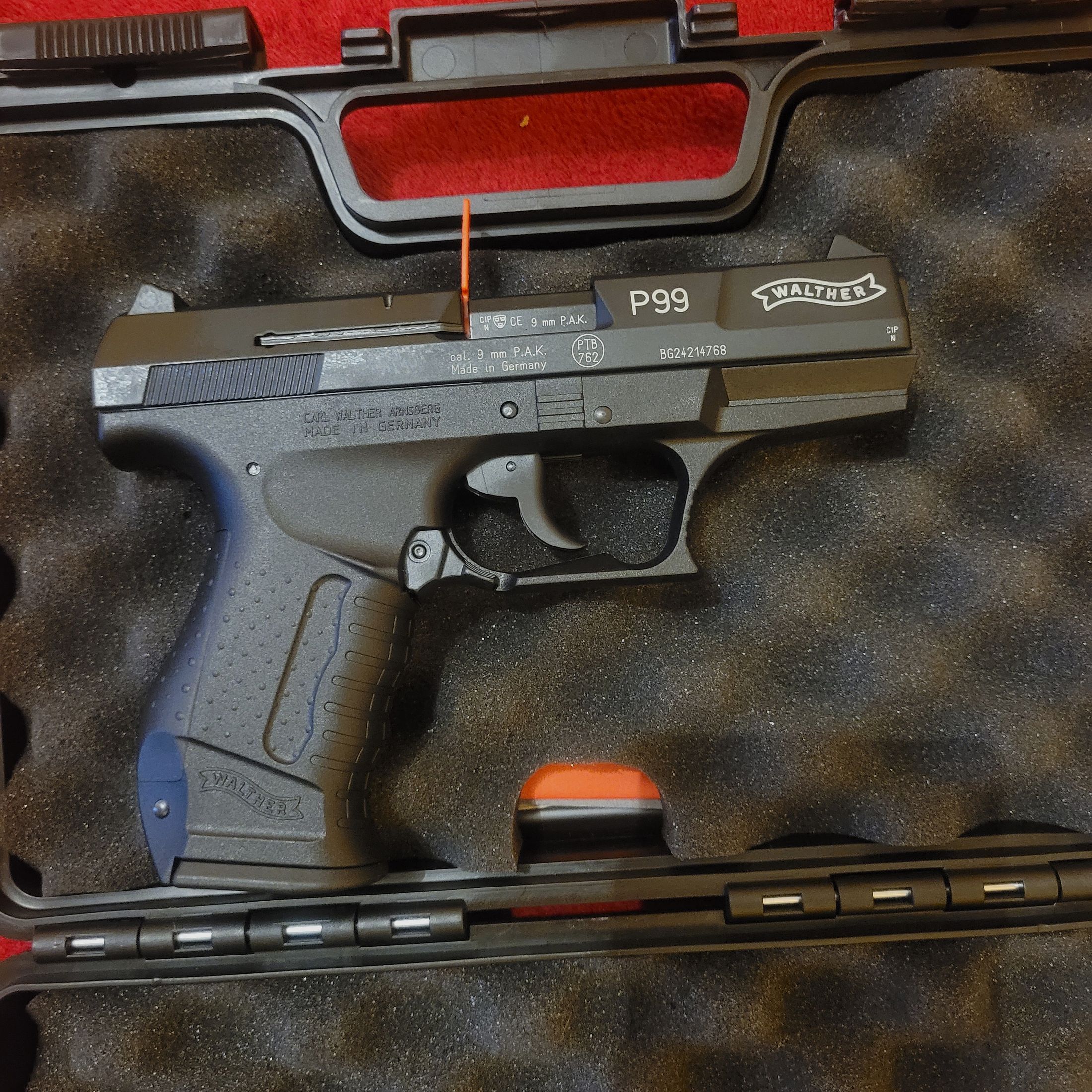 Walther P99 