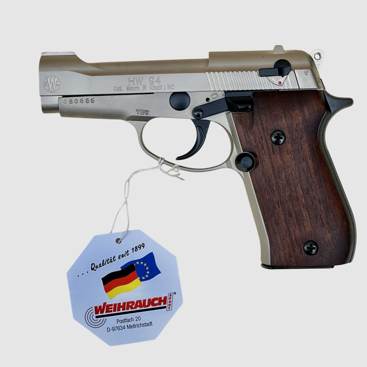 Incienso HW 94 Cal. 9 mm R.K. Aspecto de acero inoxidable con empuñaduras de madera