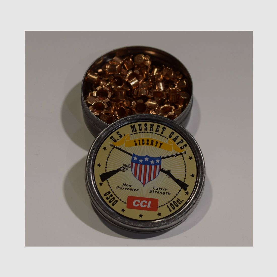 boite 100 amorces poudre noire CCI MUSKET collector 6 aillettes pour fusil CCI0300