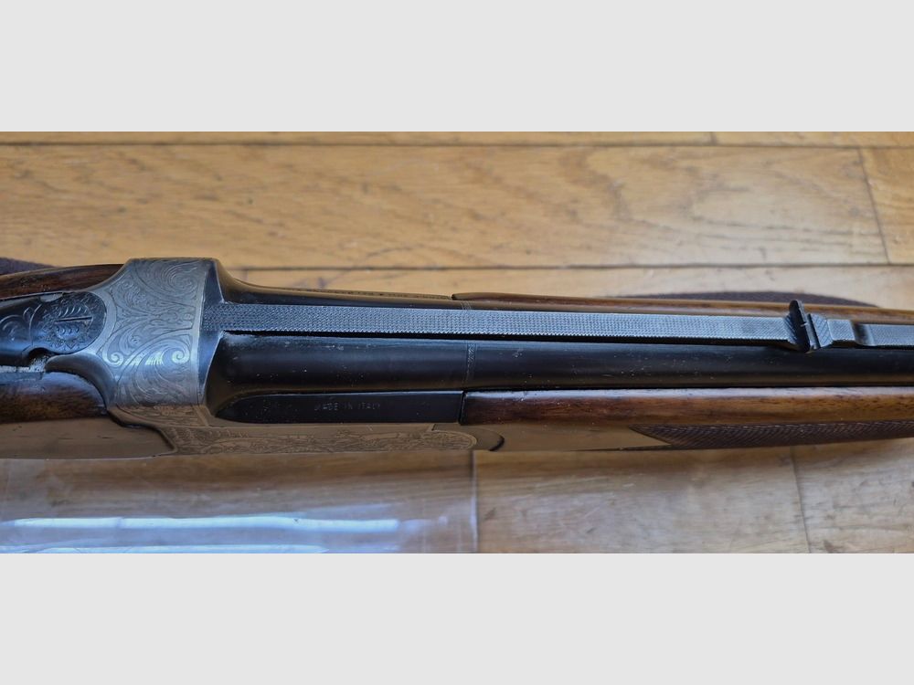 Sehr schönes Mixte-Gewehr von ANTONIO ZOLI — Kal. 12/70 und 7x65R gezogener Lauf — Waffen der Delfino-Serie, geprüft 1974 — Ein Haus, das bis zur Renaissance zurückreicht – Schöner ästhetischer Zustand – Ausgezeichneter mechanischer Zustand – Spiegelkanonen – TBE, Bild 23 von 43