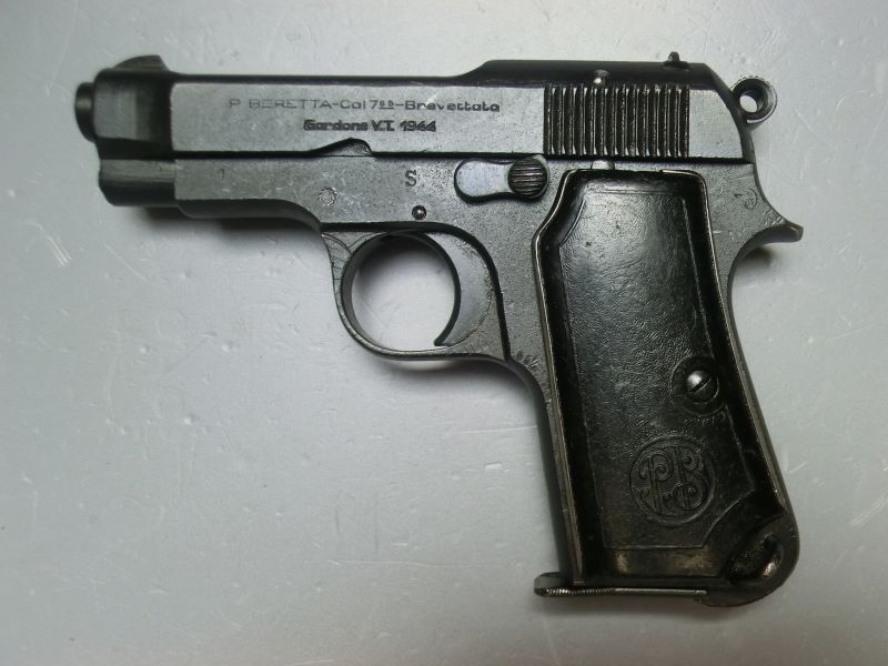 VoPo SL-Pistole Beretta Mod. 35 Kaliber 7,65mm mit italienischer Militärabnahme und VoPo-Stempelung