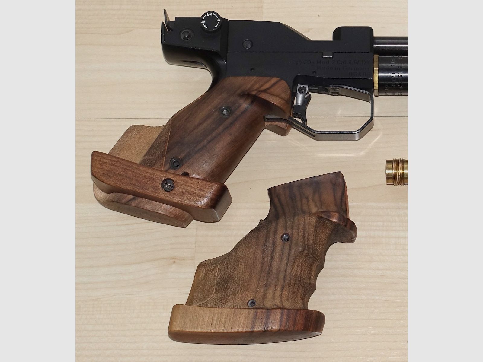 Empuñadura para FWB LP2 / C20 pistola de competición en muy buen estado, sin tratar