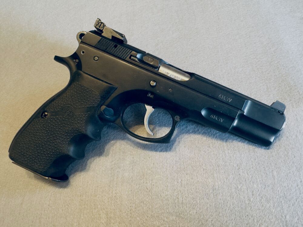 ČESKÁ ZBROJOVKA CZ75 Sport