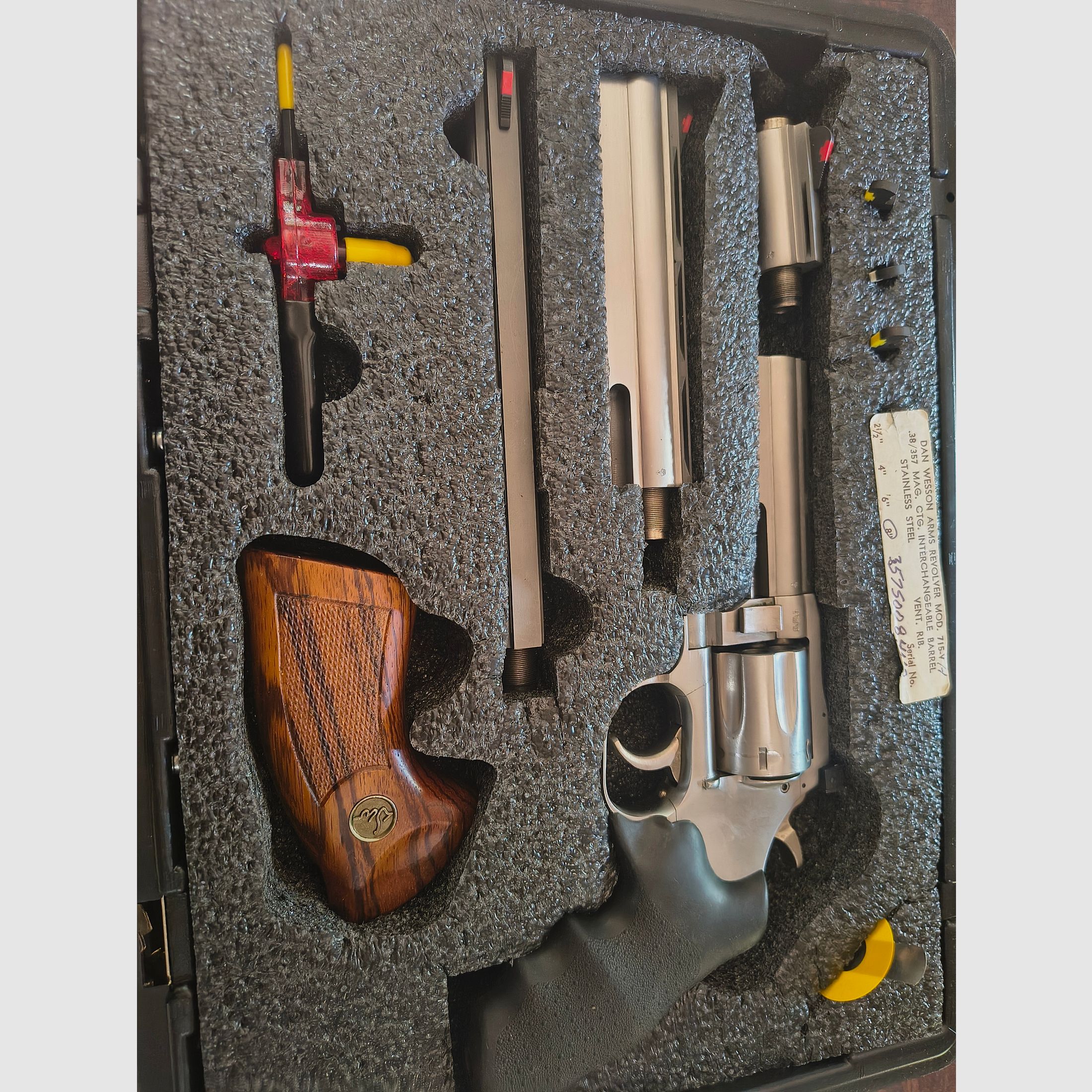 Dan Wesson 715VH Pistol Pack compleet