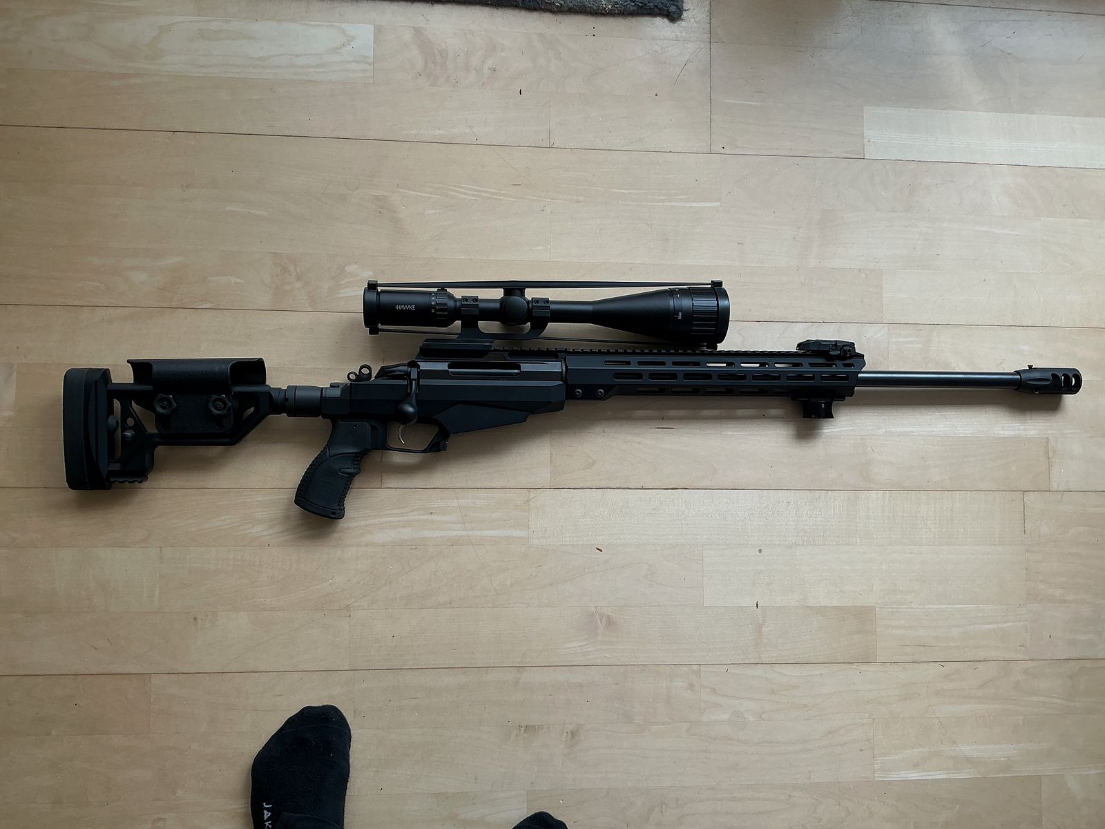 LW bolt-action rifle