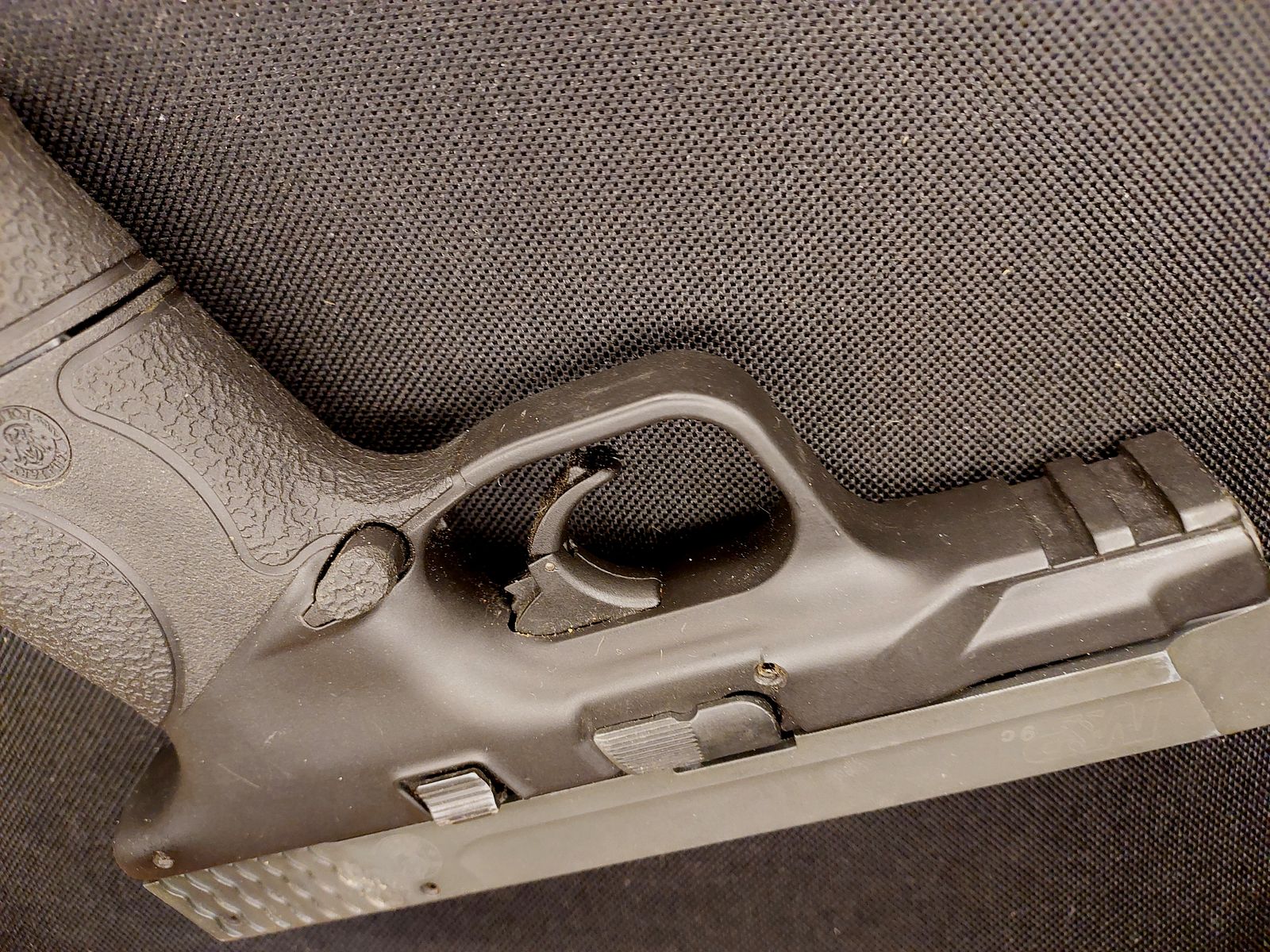 Smith & Wesson M&P 9C 9mm P.A.K. schwarz (PTB 984) mit 2 Magazinen (1 x verl.)