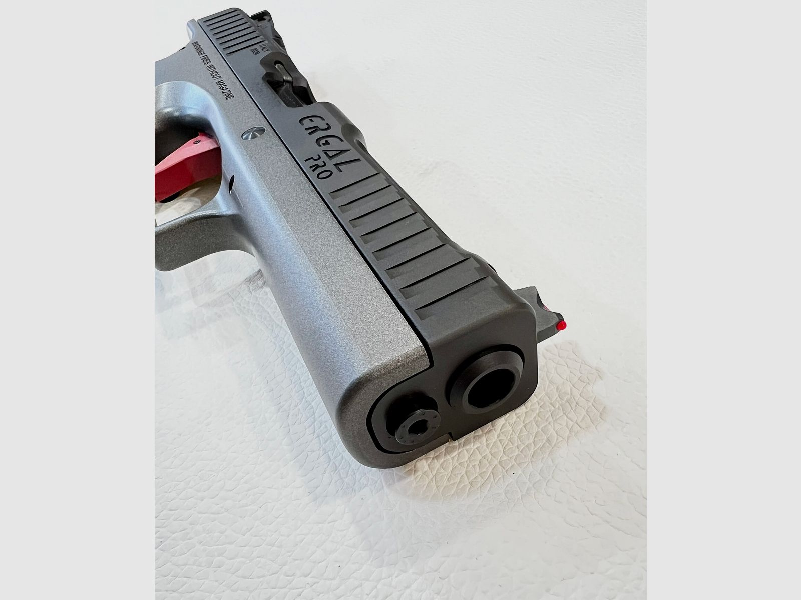 ARSENAL FIREARMS ERGAL PRO EXTREME TITANIUM/BLACK O.R. – 9X19, immagine 4 di 7
