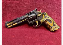 Smith & Wesson 686 Scheuring Black/Gold
