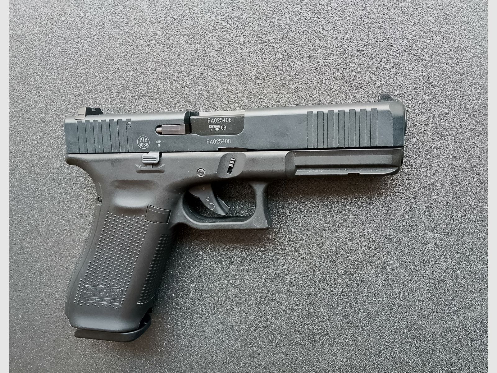 VK Umarex Glock 17 9mm P.A.K. Black
