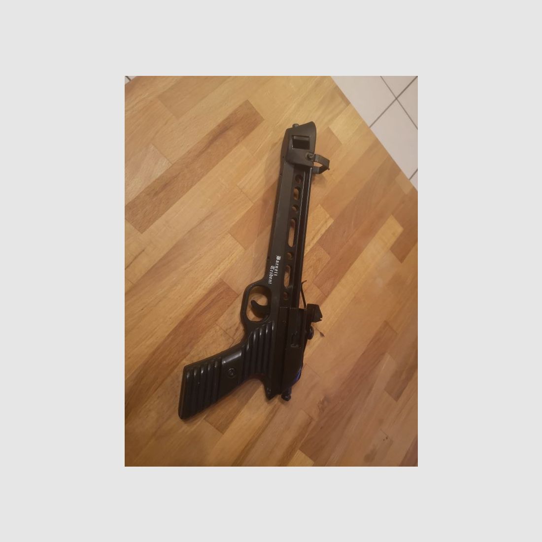 Ballesta de pistola, Barnett Trident (años 80)