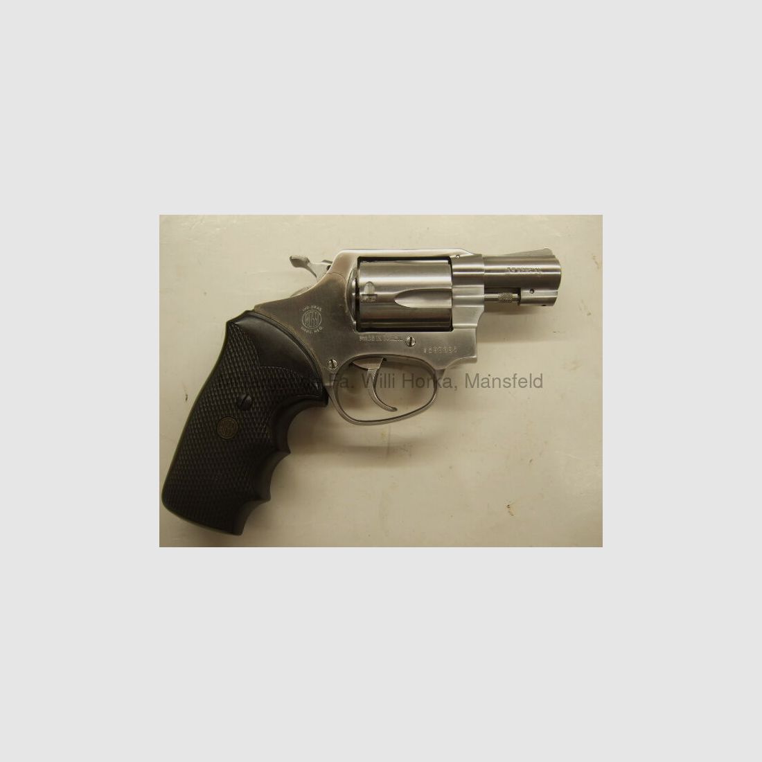 Rossi 27 (Pioneer) * 5schüssig * Fangschußwaffe * stainless