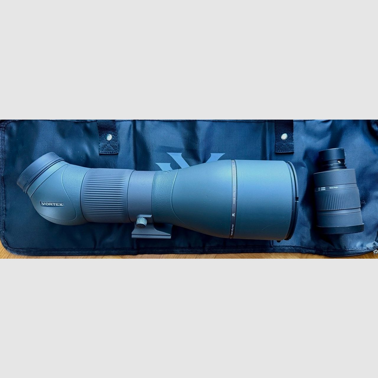 Vortex Razor HD Spotting Scope 27-60x85 (NEW - OVP) with 2 Eyepieces
